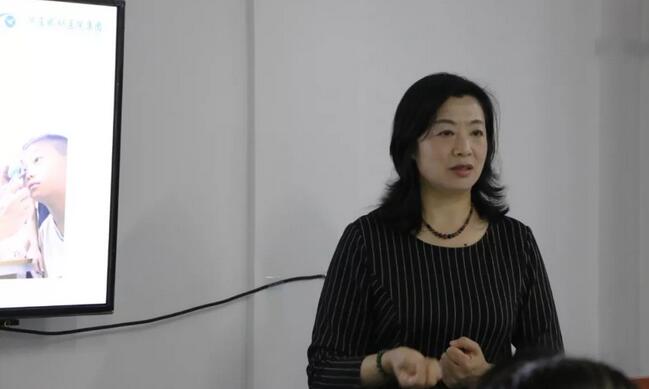 3月6日，20196686体育(中国)官方网站 - 登录入口集团小儿眼病与综合验光培训班在厦门举行，此次培训班为期8天，从小儿眼病及斜弱视到国内外验光模式纵观，从检影验光技巧手法到综合验光操作规范，从验光理论基础到儿童验光、眼病验光的差别和重点，系统验光知识无一不涵盖、无一不相授，为参会学员带来了一场高水准的知识盛宴3.jpg