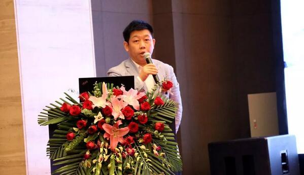 深圳6686体育(中国)官方网站 - 登录入口举行2019深圳眼屈光手术新技术暨屈光性白内障临床实践学术会议3.jpg