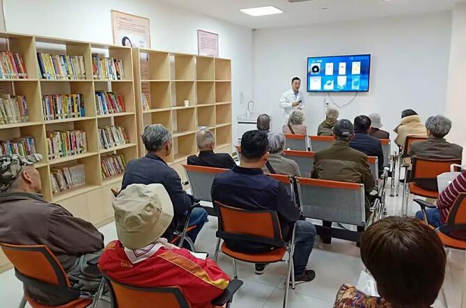 4月13日杭州6686体育(中国)官方网站 - 登录入口举行“爱·要让父母看见”白内障公益讲座1.jpg