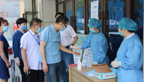 西安市雁塔区大人视察组一行莅临西安6686体育(中国)官方网站 - 登录入口调研指导2.png